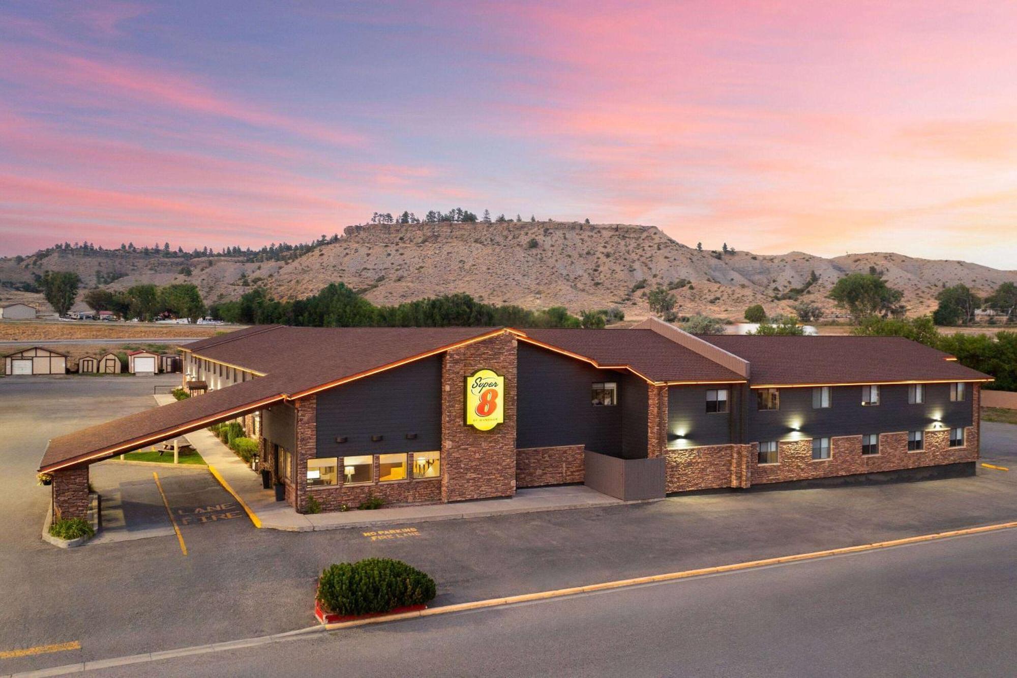 Hotel Super 8 By Wyndham Columbus Exterior foto